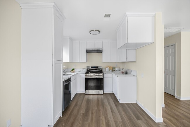 Photo - 44720 Gadsden Ave Unit A3