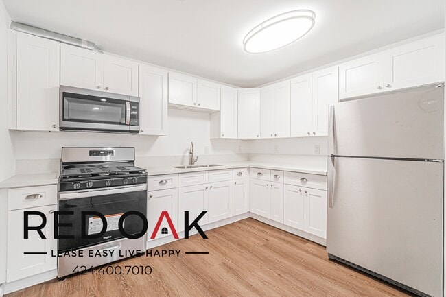 Photo - 651 W 92nd St Unit 651