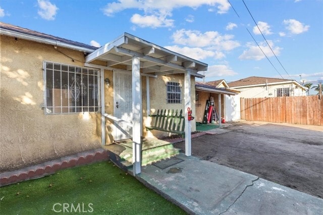 Building Photo - 10005 Denver Ave