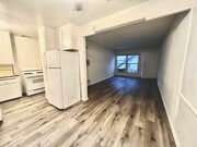 Photo - 14122 Delano St Apartments Unit B