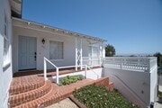 Photo - 2 Bed 1 Bath Home in Manhattan Beach Hill ...