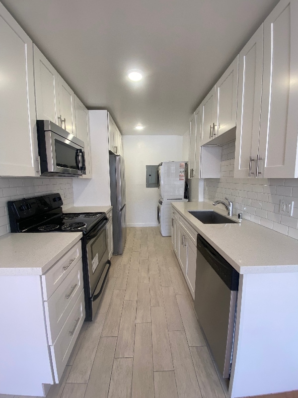 Photo - 1849 S Bentley Ave Unit 103