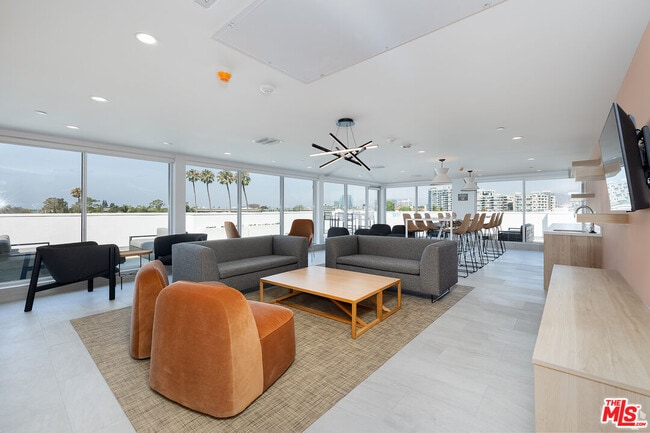 Photo - 2600 S Sepulveda Blvd Unit PH3