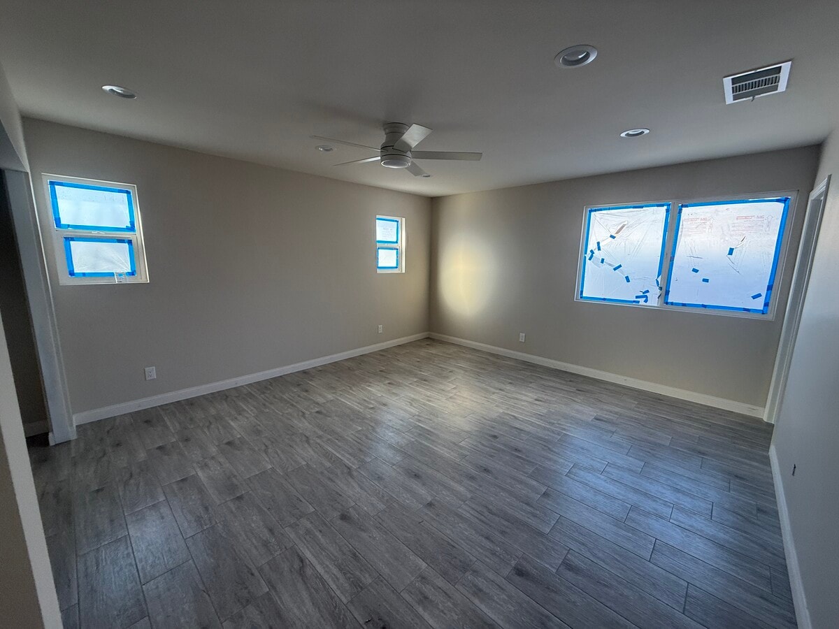 Photo - 14703 Walters St