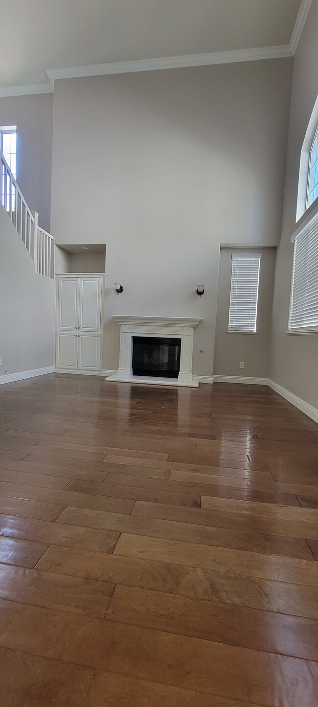 Building Photo - 65 Melrose Dr Rental
