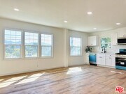 Photo - 938 W Glenoaks Blvd Condo Unit 7