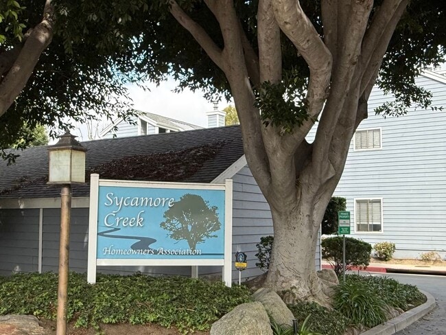 Building Photo - Central Camarillo Condo now Available