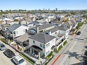 Photo - 300 Coral Ave Townhome
