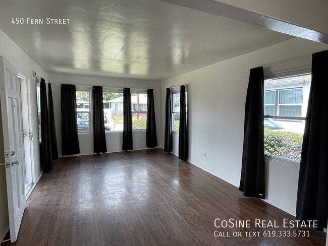 Photo - 450 Fern St