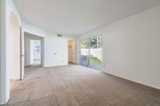 Photo - 426 Algonquin Dr