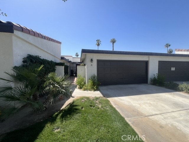 Building Photo - 36 El Toro Dr
