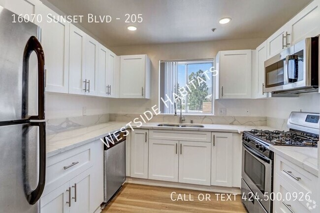 Building Photo - 16070 Sunset Blvd Unit 205 Rental