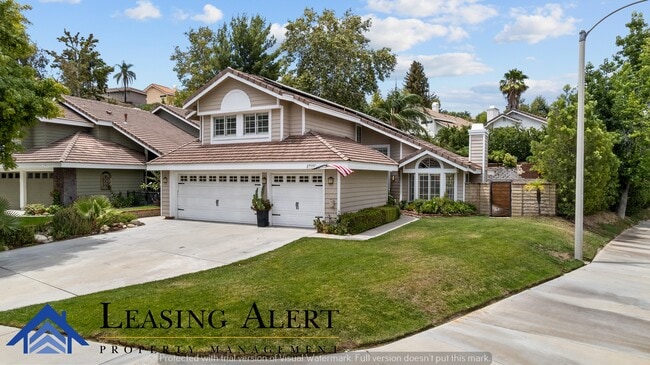 Building Photo - 27597 Artine Dr