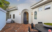 Photo - 940 Stradella Rd House