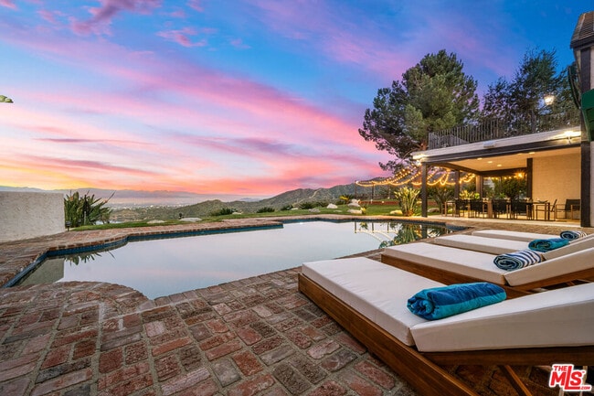 Photo - 3722 Alonzo Ave