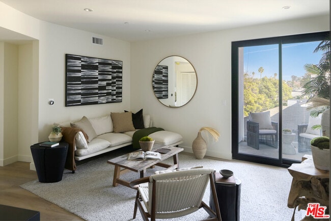 Photo - 1110 Spaulding Ave Unit 102