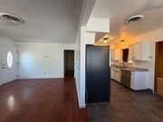 Photo - 3 Bedroom 2 Bathroom House on Corner Lot with 2 Car Garage Locate din Irwin Estates