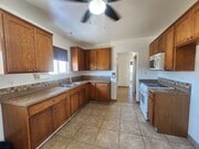 Photo - Beautiful 2 Bedroom on 2 1/2 Acres House