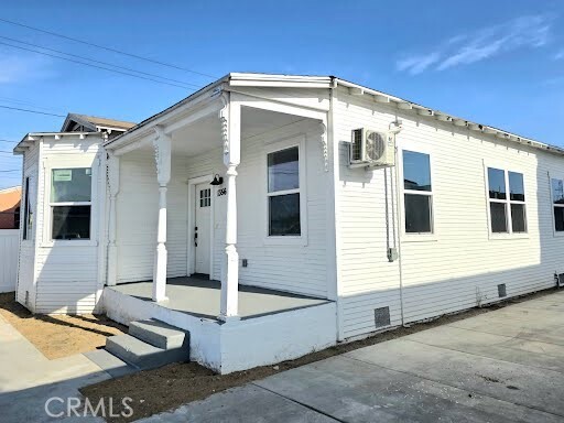 Photo - 1356 E 94th St Townhome
