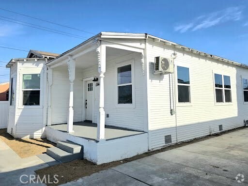 Building Photo - 1356 E 94th St Rental