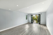 Photo - 4815 Elmwood Ave Townhome