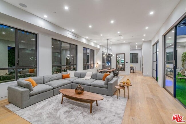 Photo - 346 Kings Rd