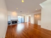 Photo - 18242 Burbank Blvd