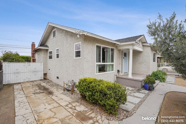 Photo - 1133 W 78th St