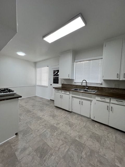 Building Photo - 10643 Crenshaw Blvd Unit 2