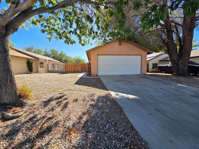 Photo - New Listing!