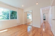 Photo - Beautiful 3 bedroom 2 bath with Central AC House