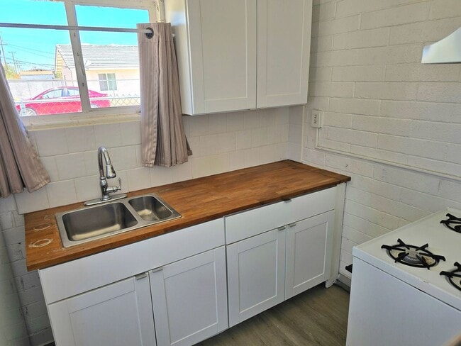 Photo - 6457 Yucca Ave Unit 6457 Yucca Ave #3