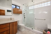 Photo - 1089 Palms Blvd House