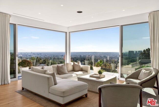 Photo - 9894 Beverly Grove Dr