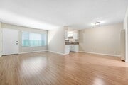 Photo - 1314 Euclid St Unit 05