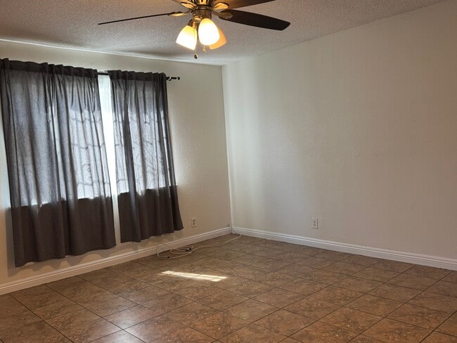 Photo - 2455 Adelia Ave