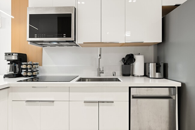 Photo - 2207 Ocean Front Walk