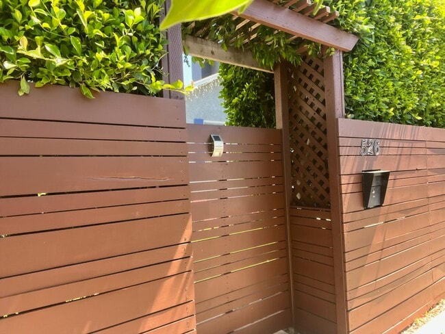 Private Entry to Unit - 526 Brooks Ave House Unit Front