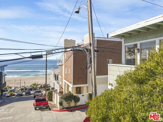 Photo - 4400 Ocean Dr