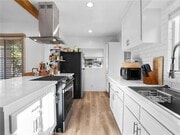 Photo - 331 E 65th St
