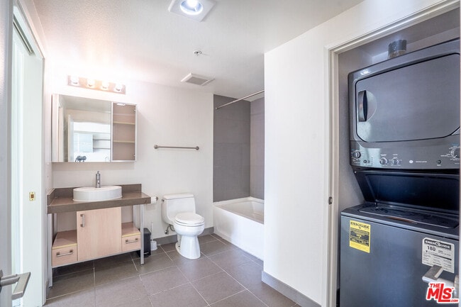 Photo - 1234 Wilshire Blvd Unit 517