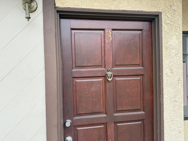 Photo - 3228 Honolulu Ave