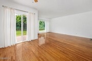 Photo - 26015 Crest Rd