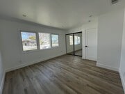 Photo - 4814 Hedda St
