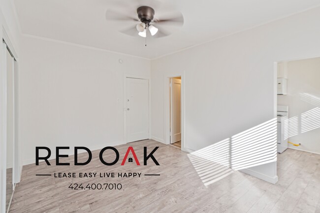 Photo - 979 S Oxford Ave Unit 105