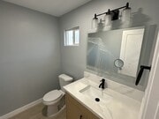 Photo - 1351 Baldwin St