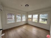 Photo - 4501 S Budlong Ave