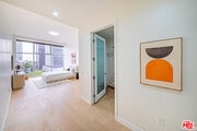 Photo - 3223 W 6th St Unit 806