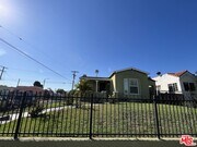 Photo - 600 W 102nd St House