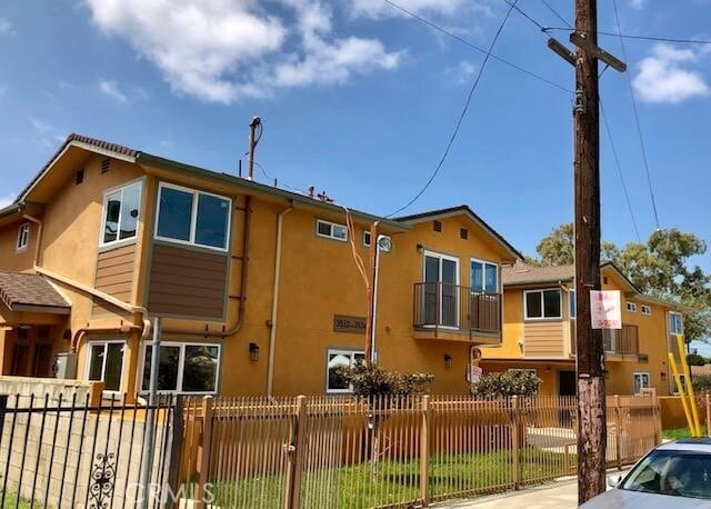 Photo - 3534 W 67th St